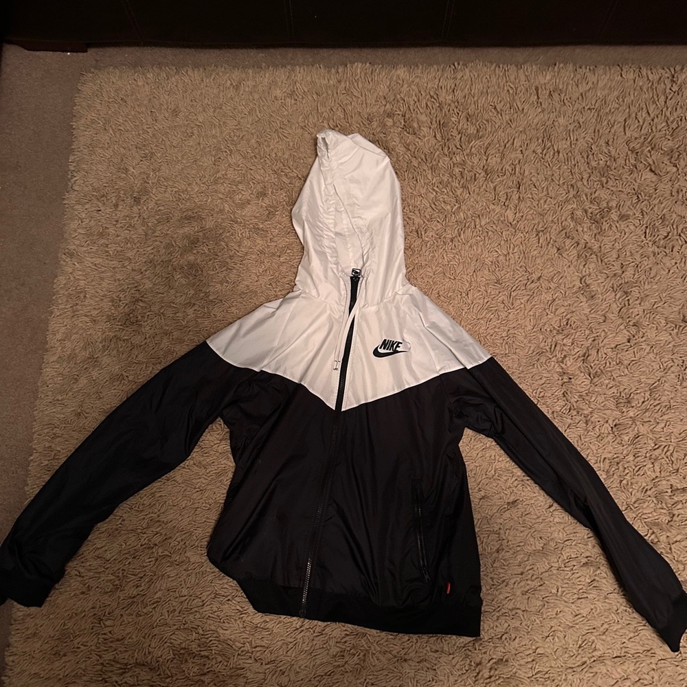 Nike windbreaker jacket